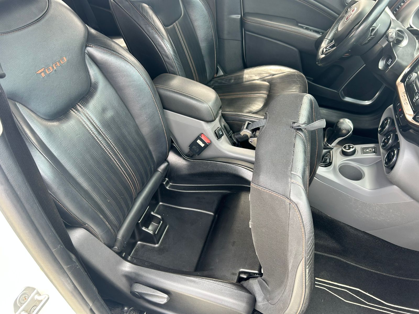 37373ec2-49f3-490a-a8d5-452778bbec0c