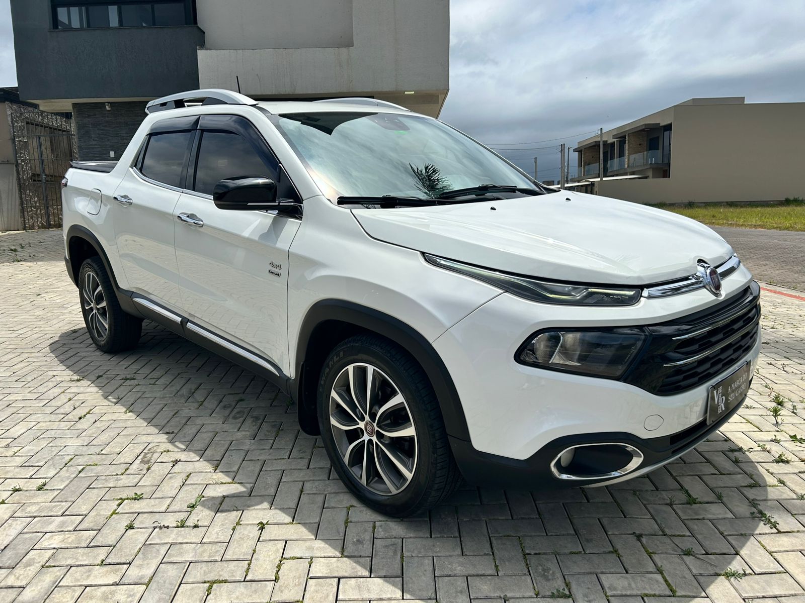 bddd8c66-cb97-4ec4-bfb6-19e12aa6740d