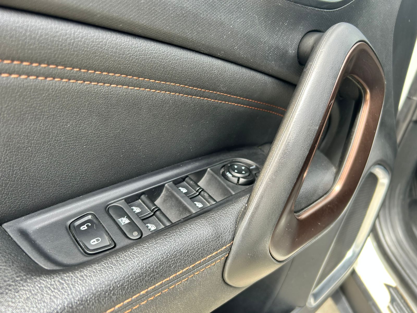 d8fa87b0-7723-4c4d-a50d-a5b3505ec54d