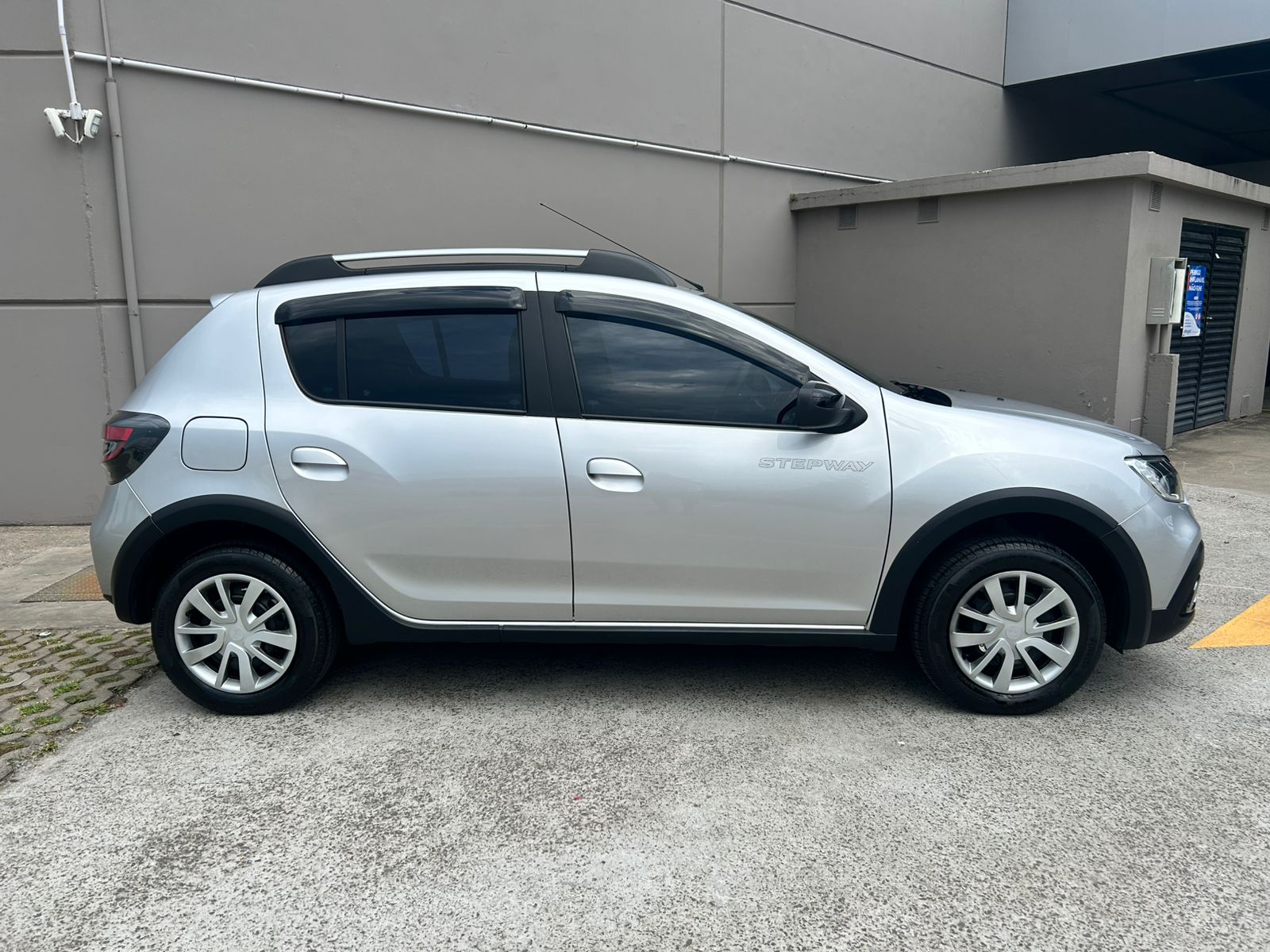 WhatsApp Image 2026-02-12 at 17.41