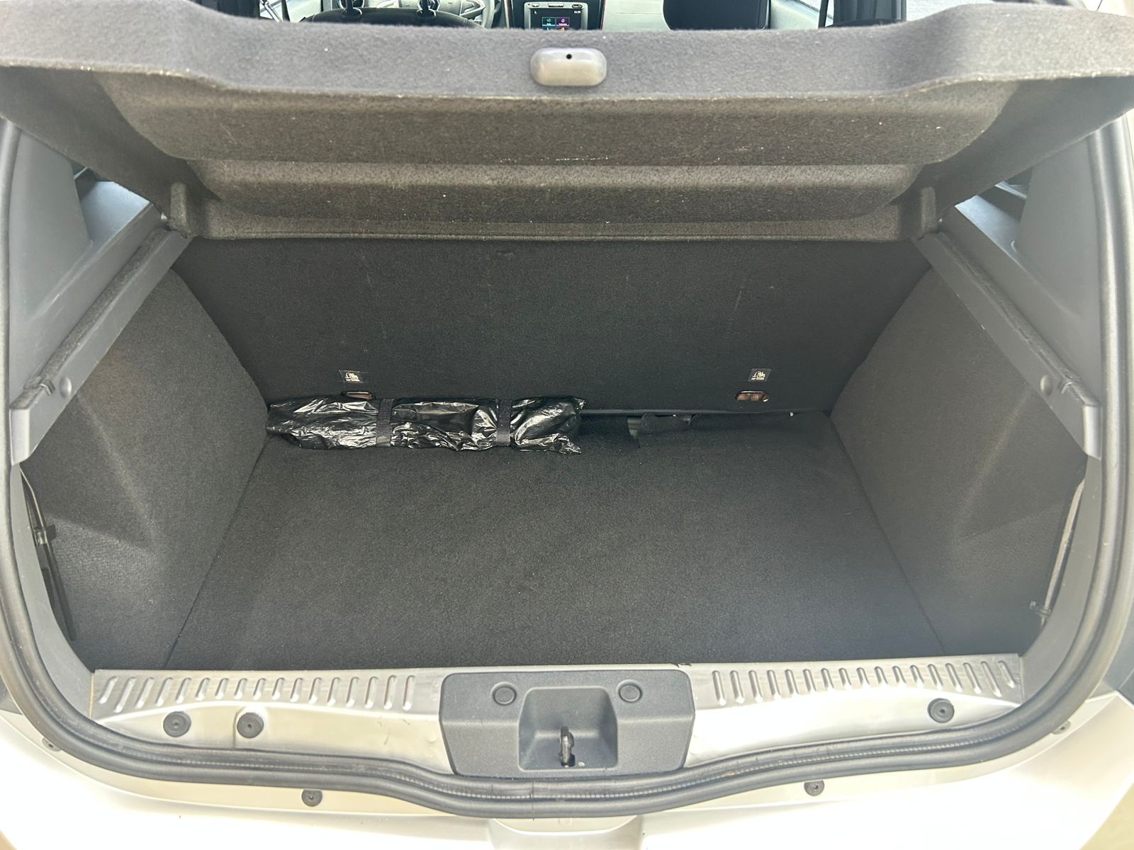 WhatsApp Image 2026-02-12 at 17.41